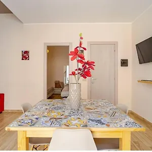 Appartamento Arte In Casa Vacanza Italia